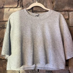 grey cropped ribbed top